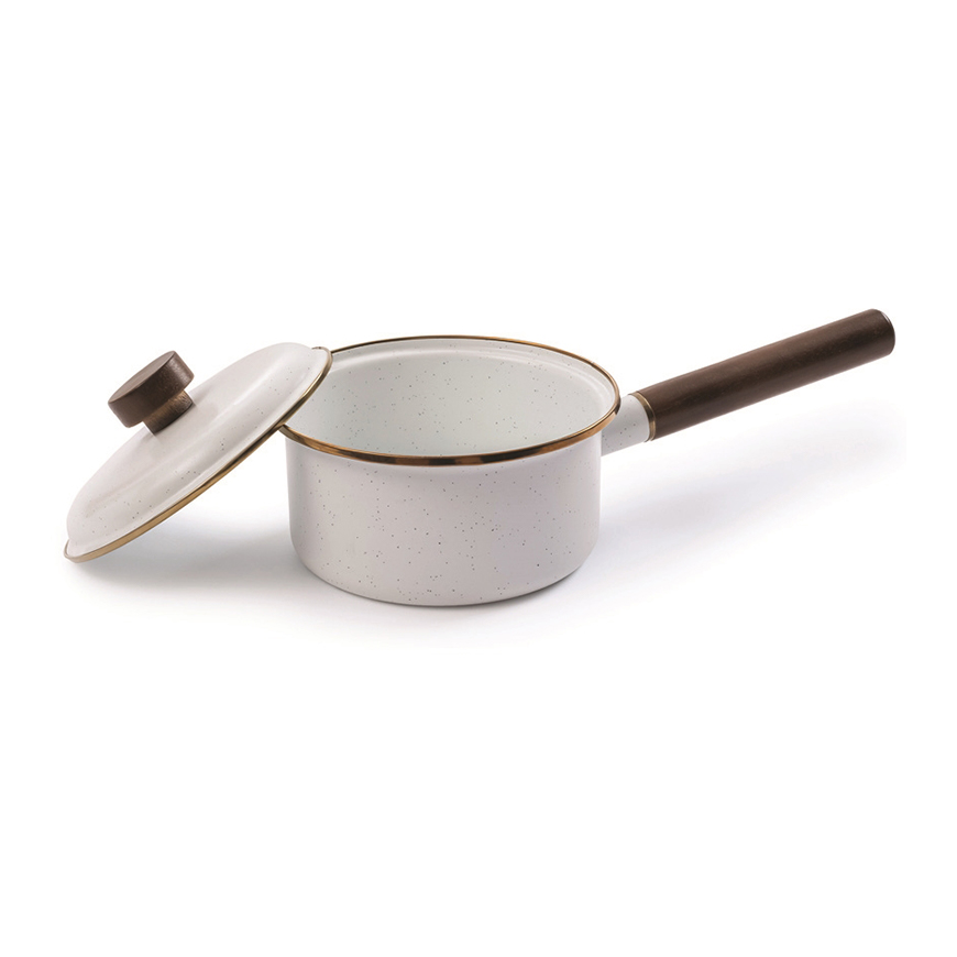 Barebones Living Enamel Saucepan Eggshell: BK-BARE396V1